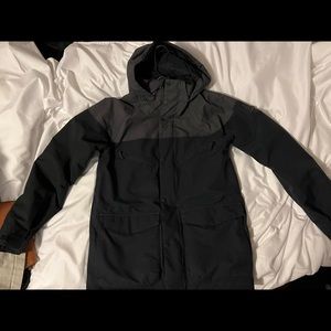 Like-new! Mid-heavy weight down burton jacket